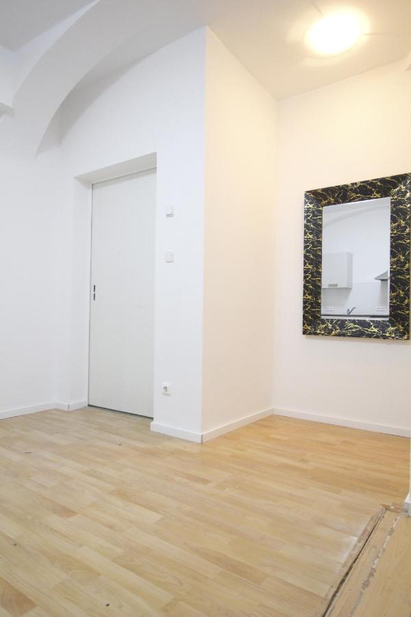 Apartamento Comfort Triple Th Viena